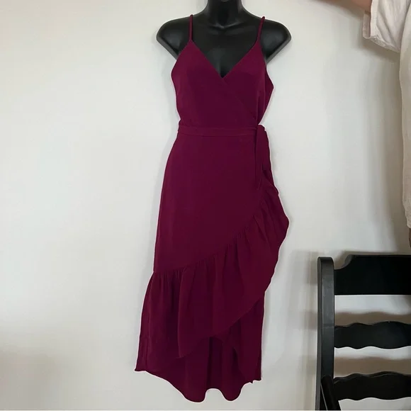 DRESS THE POPULATION Delphine Crepe Wrap Midi Dress dark magenta v neck elegant - Picture 5 of 8